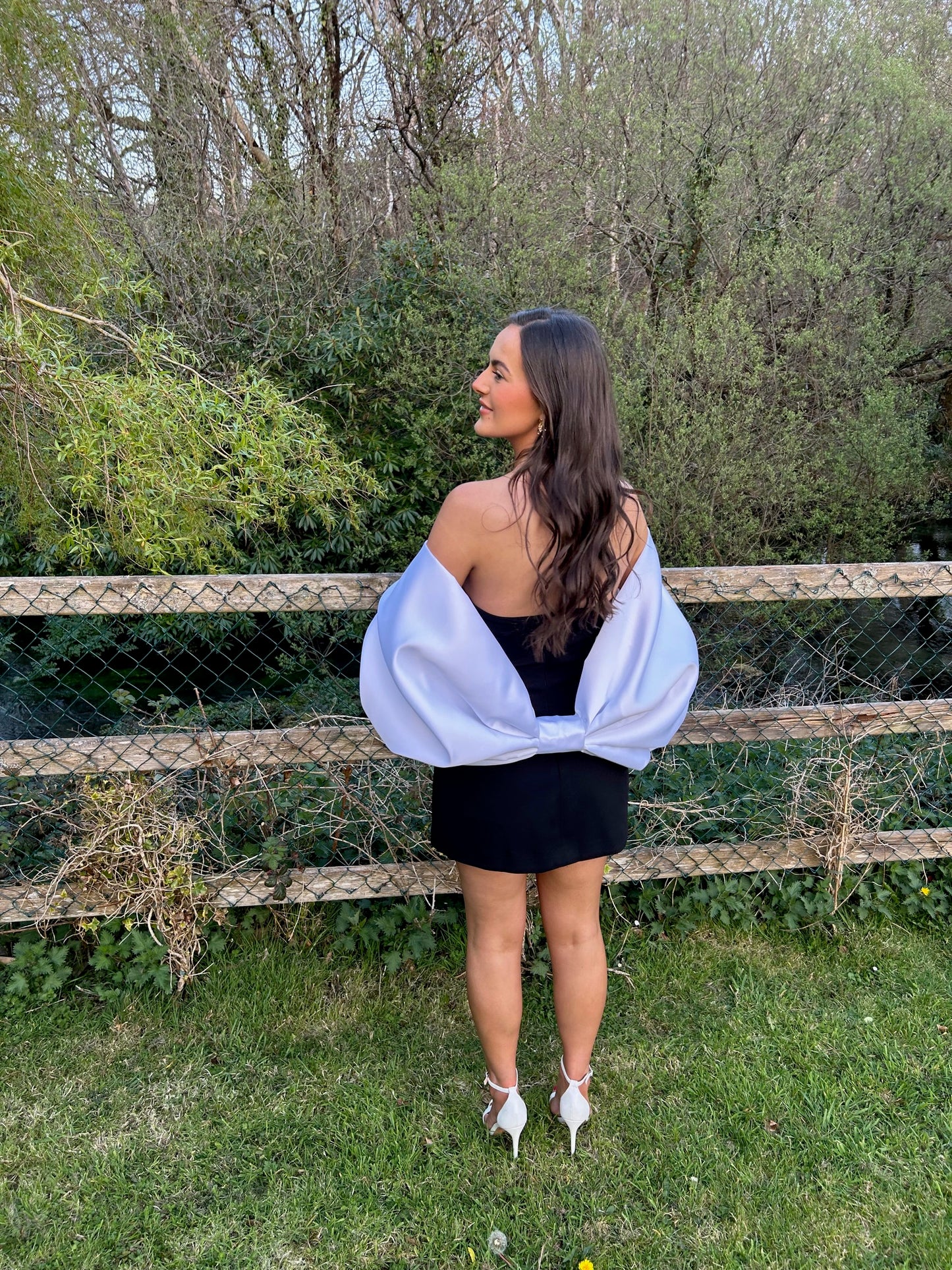 THE MEGAN BOW